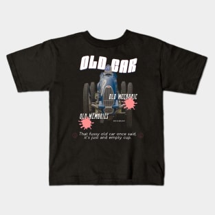 Old car motif design Kids T-Shirt